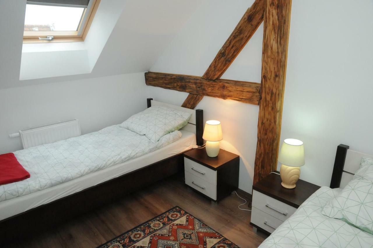 Apartamenty Kamienica مارونجوفو المظهر الخارجي الصورة