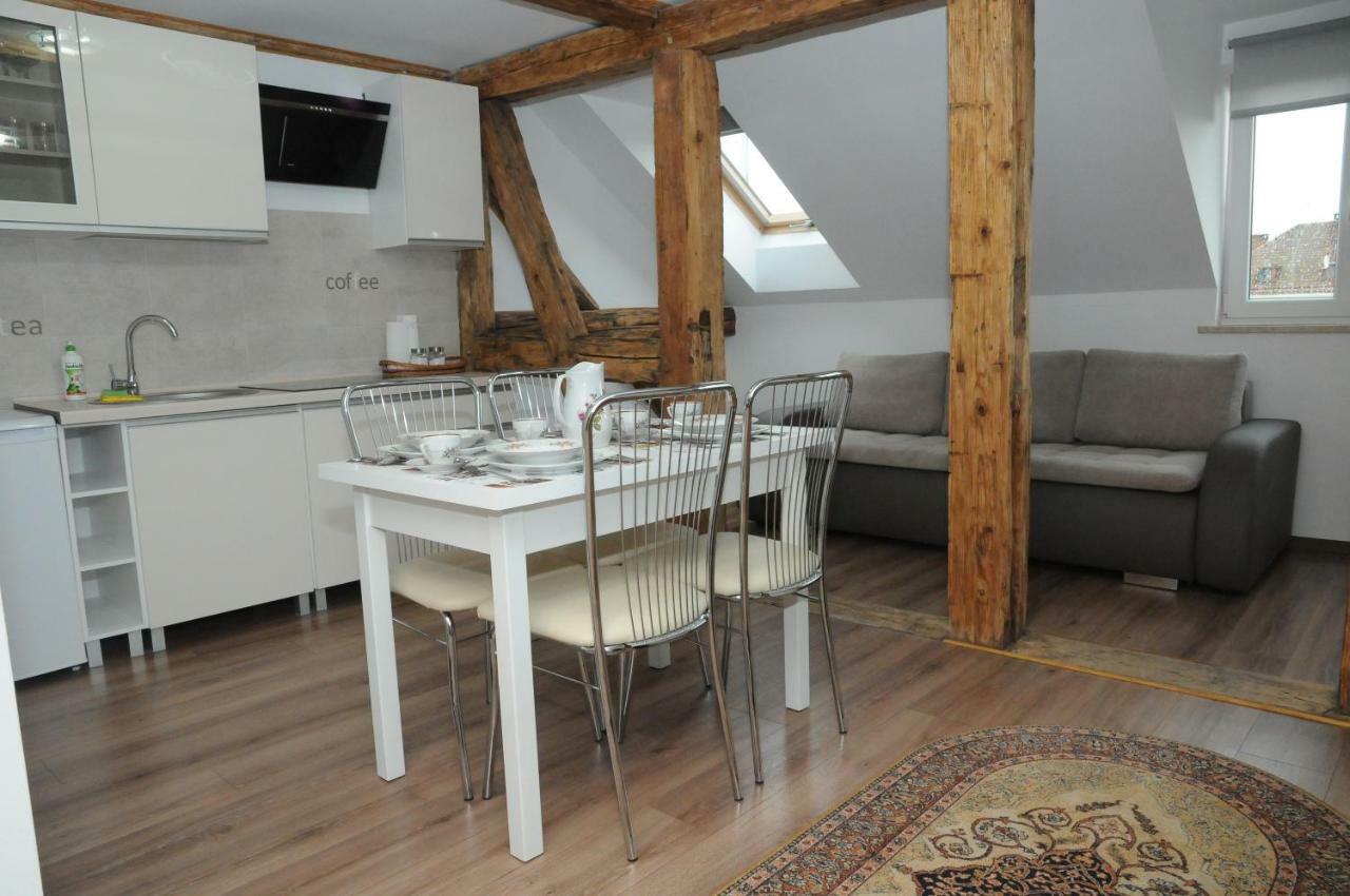 Apartamenty Kamienica مارونجوفو المظهر الخارجي الصورة